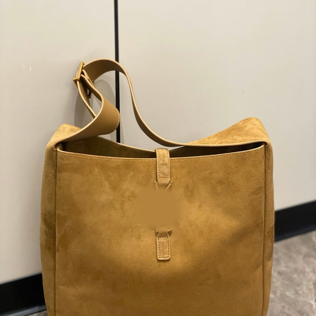 Luxury Suede Hobo Handbag – Large Soft Tote Shoulder Bag for Women (30×31×13 cm)