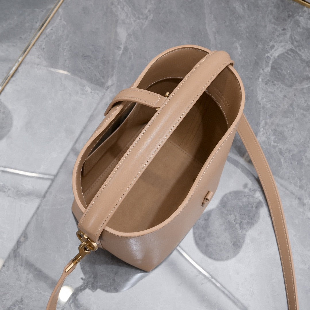Luxury Small Bucket Handbag – Elegant Italian Leather Shoulder & Top Handle Bag