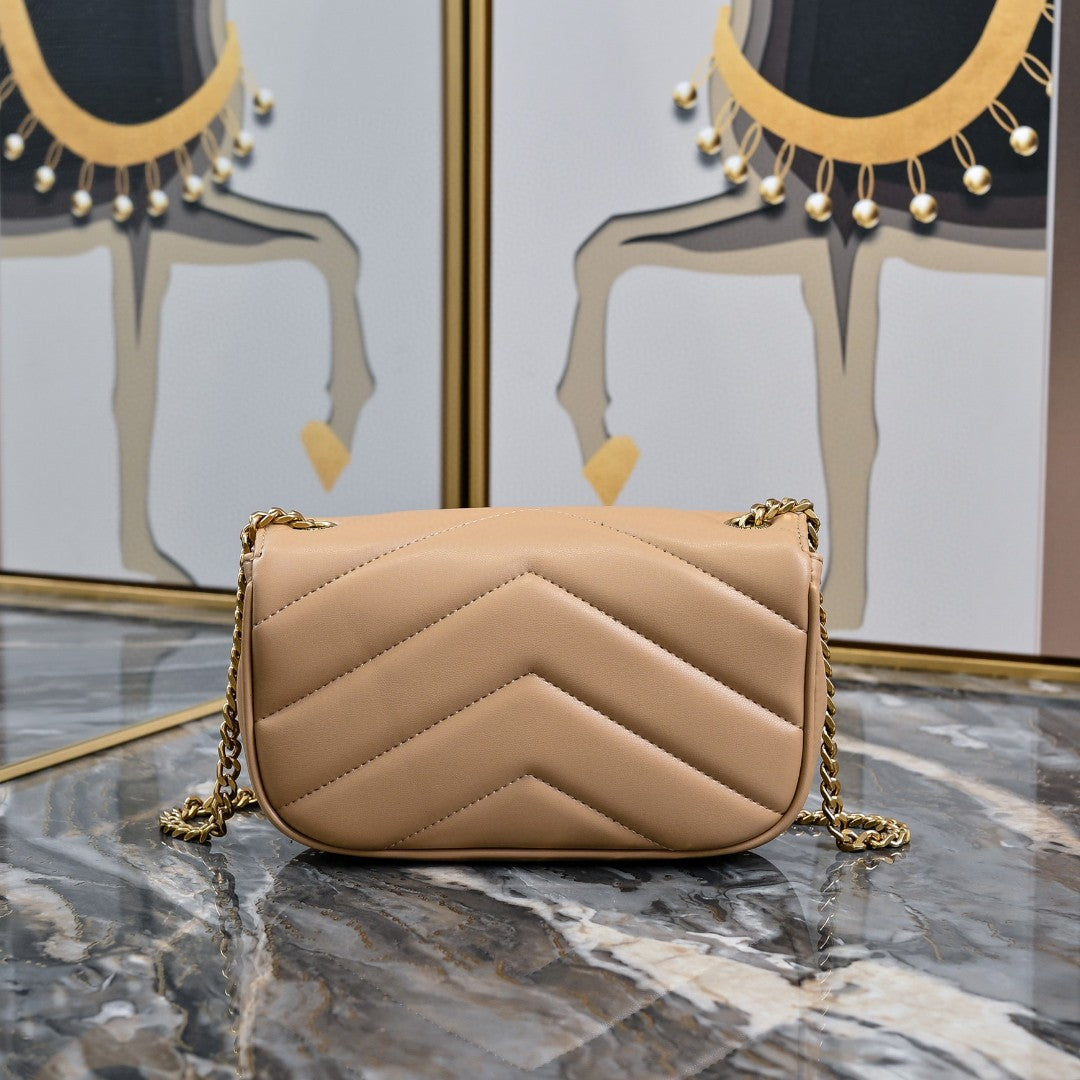 uxury Mini Chain Shoulder Bag – Elegant Lambskin Crossbody Handbag for Women