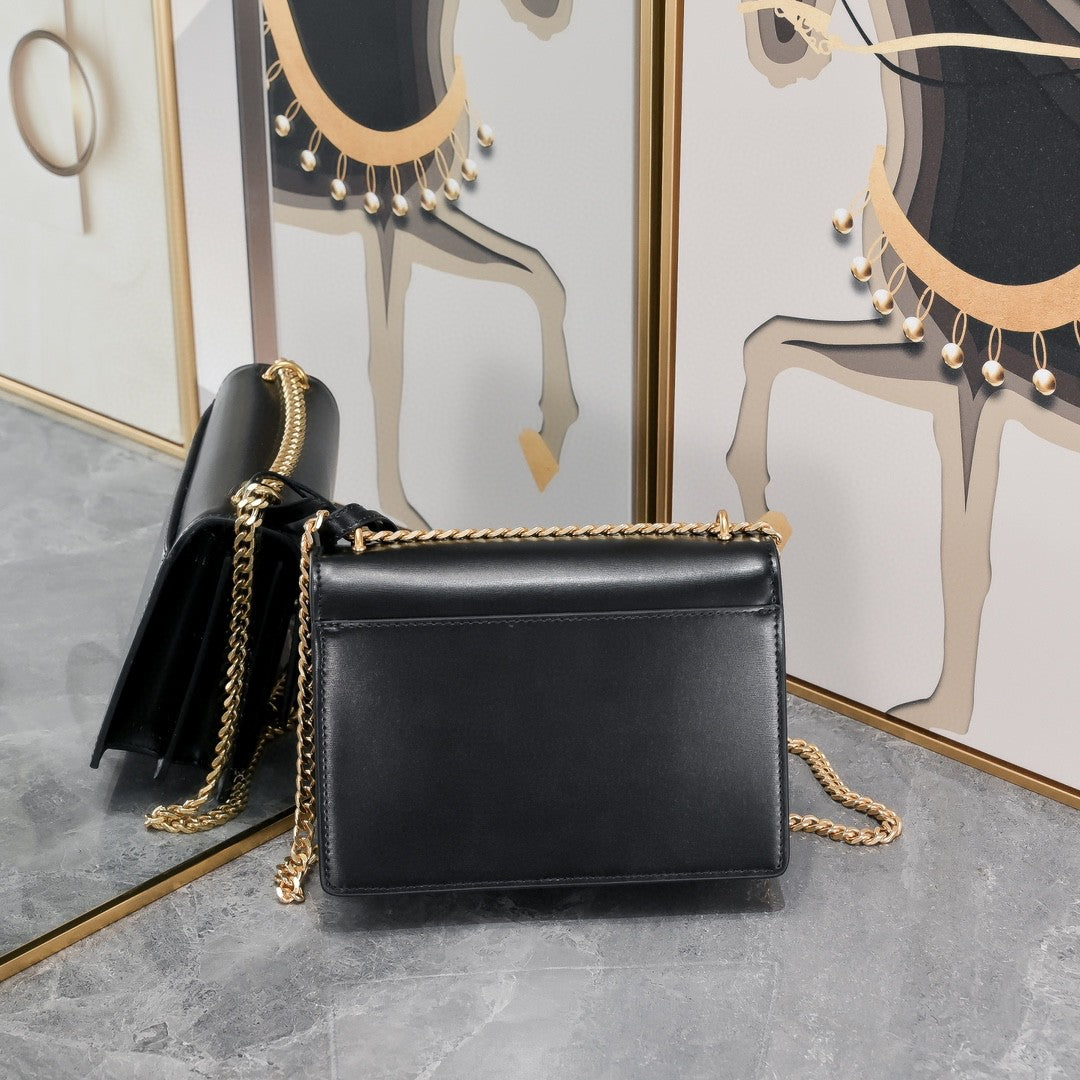 Luxury Sunset-Style Textured Leather Handbag for Women – Vintage Gold Hardware – Elegant Everyday Shoulder Bag (22x16x9cm)