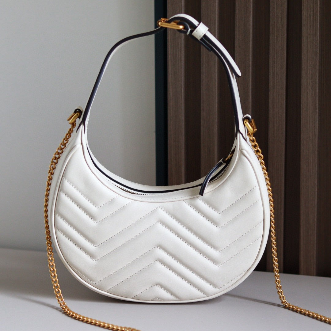 Luxury Crescent-Shaped Embroidered Leather Shoulder Bag – Elegant Designer-Inspired Handbag (21.5 x 11 x 5 cm)
