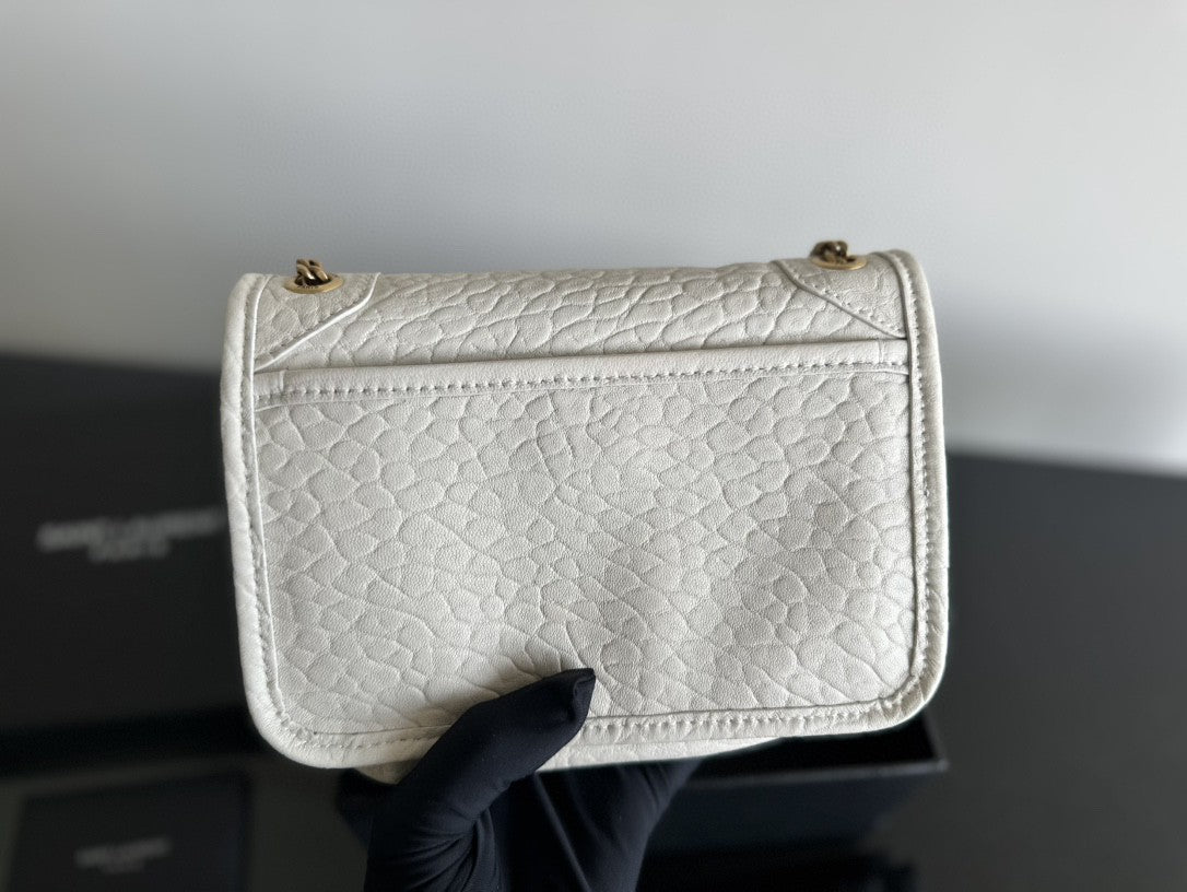 Elegant Mini Structured Women's Handbag – Luxury Designer-Inspired Purse for Everyday Chic