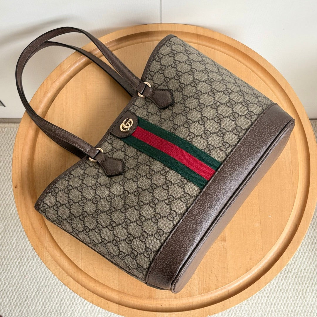 Elegant Women's Designer-Inspired Luxury Handbag – Stylish & Spacious Everyday Tote
