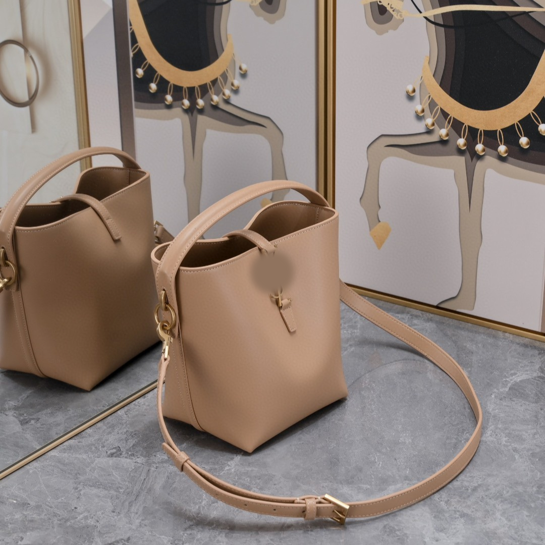 Luxury Small Bucket Handbag – Elegant Italian Leather Shoulder & Top Handle Bag